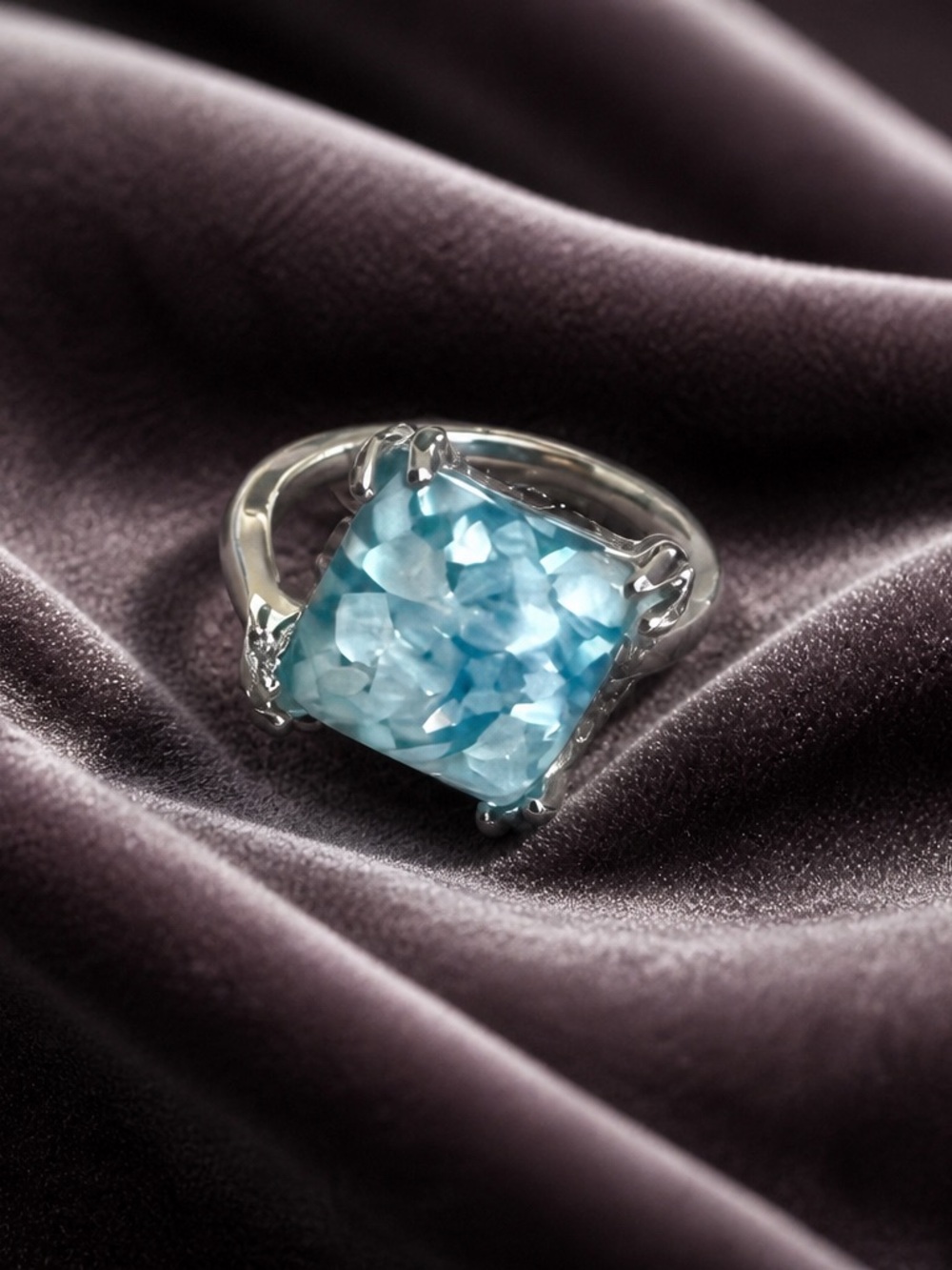 Gorgeous Stainless Steel Silver w/ Gorgeous Frosted Blue/W Color Gemstone Size 8